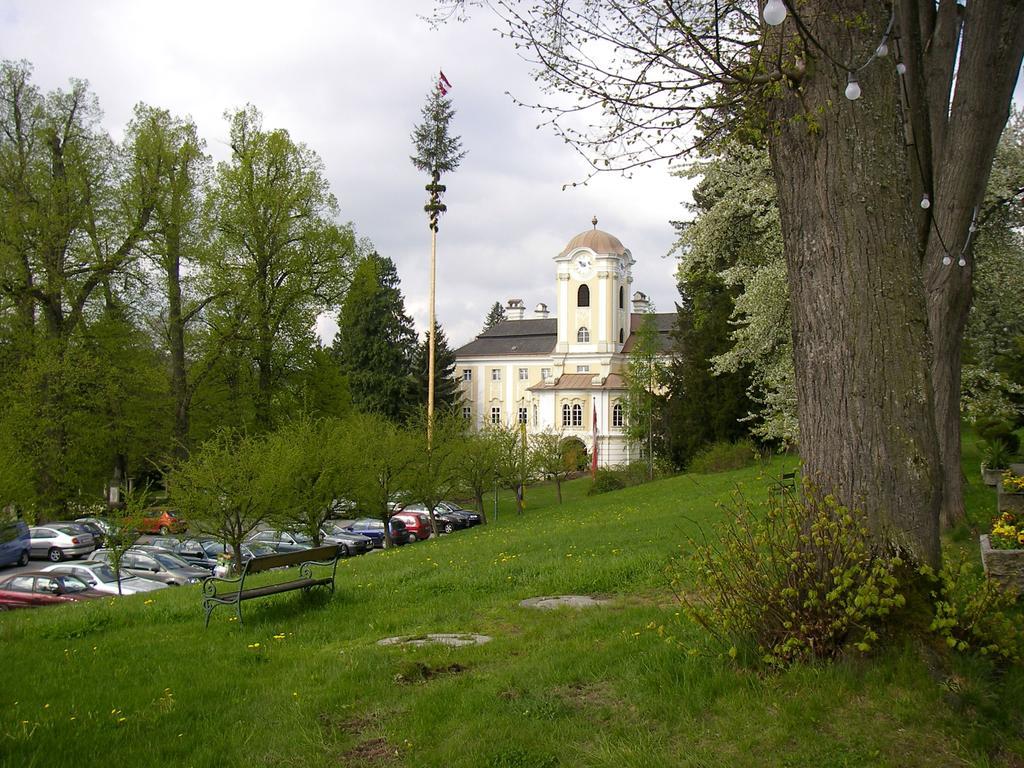 Schlosshotel Rosenau Superior Schloss Rosenau Exterior foto